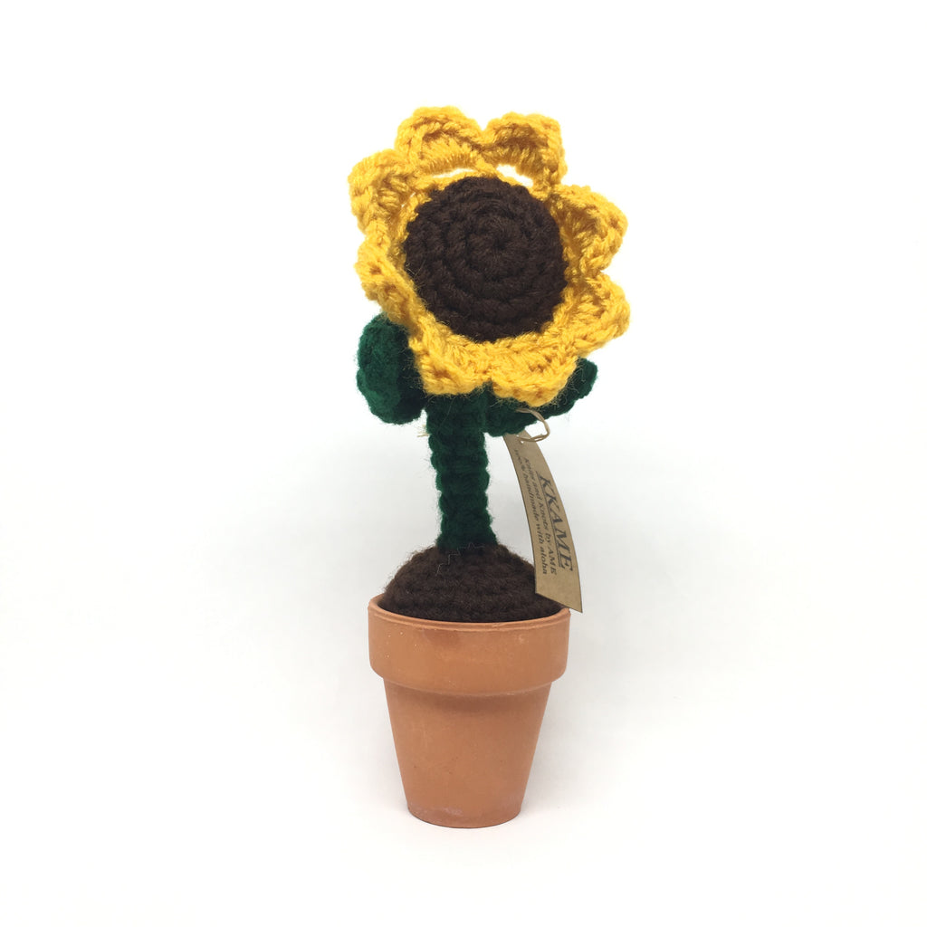 Knitted Sunflower Pot