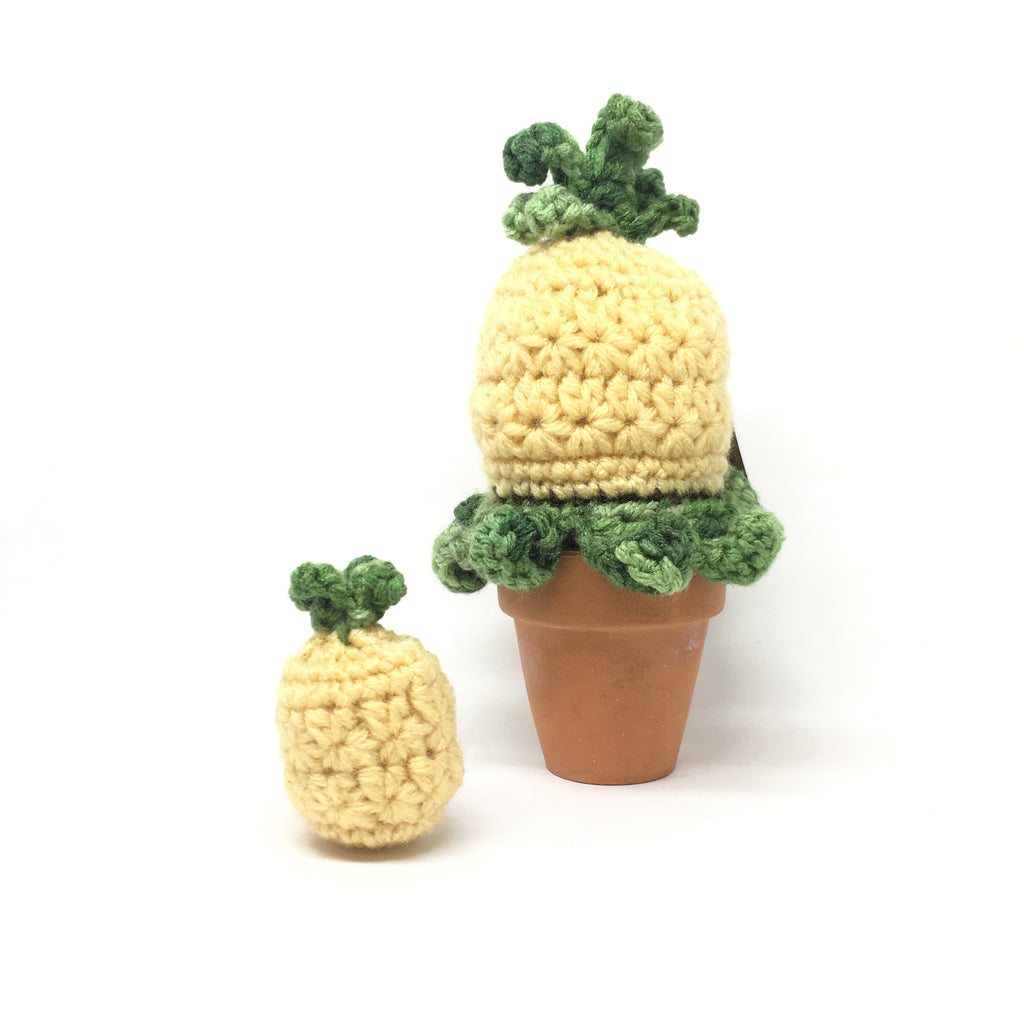Knitted Baby Pineapple